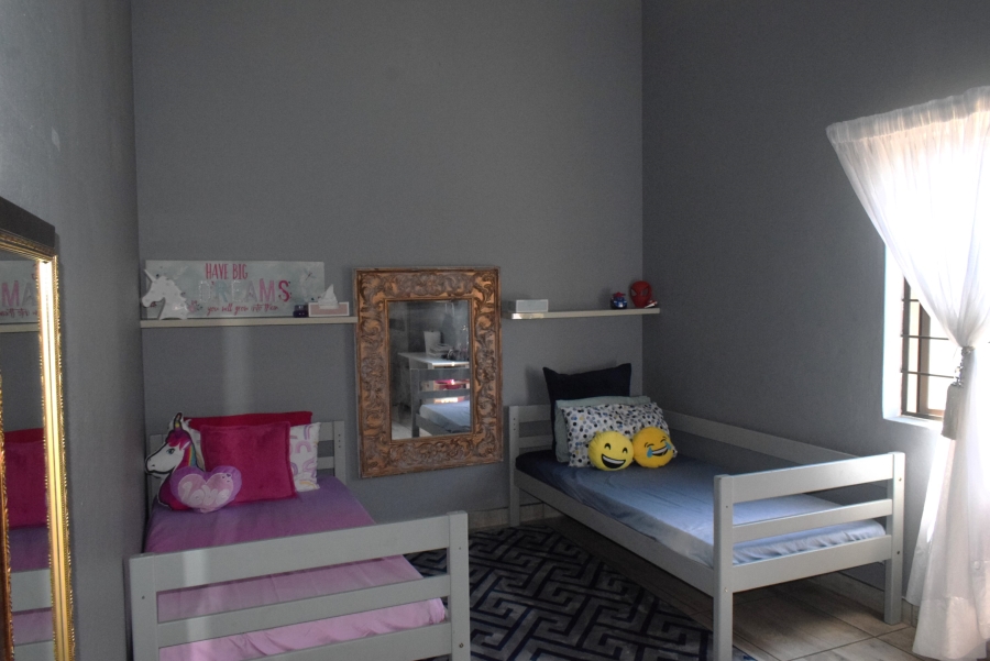 3 Bedroom Property for Sale in Geelhoutpark North West